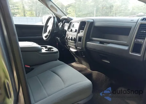 2013 Ram 1500 Express z USA, uszkodzony, nr VIN 1C6RR7KT2DS520053